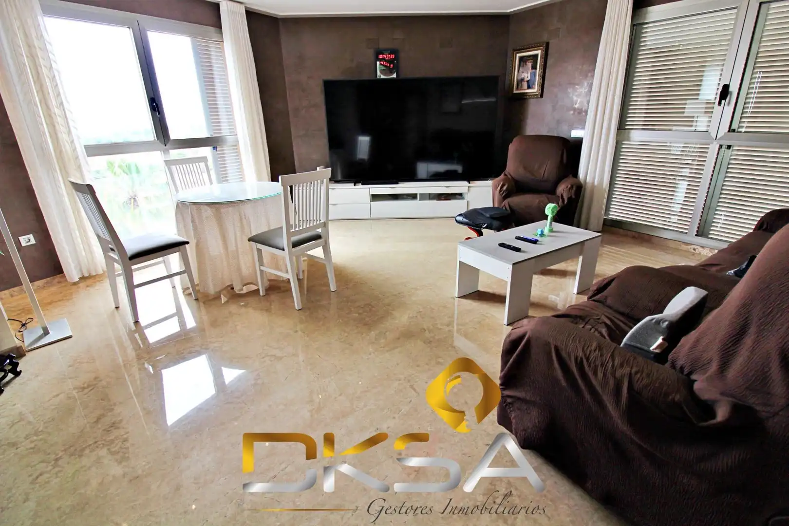 Sala de estar de Ático en venta en Almazora / Almassora con Aire acondicionado, Calefacción y Terraza