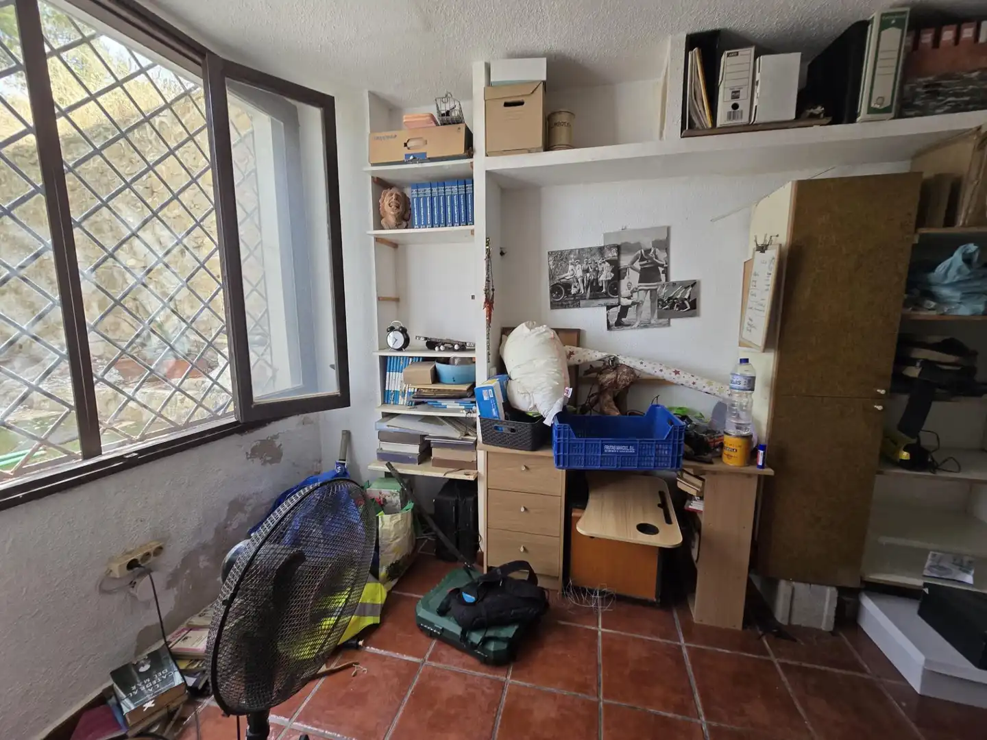 Haus oder Chalet zum Verkauf in Benidorm mit Privatgarten, Terrasse und Abstellraum