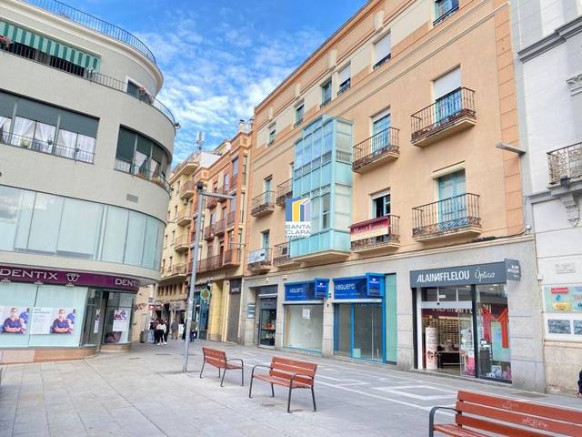 Local comercial en Alquiler en Casco Antiguo