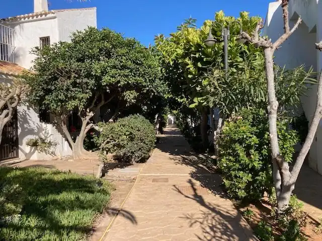 Vista exterior de Apartamento en venta en Roquetas de Mar con Aire acondicionado y Piscina comunitaria