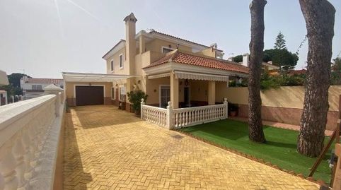 Chalet en venta en Islantilla  Urbasur, 4 dormitorios., imatge 3