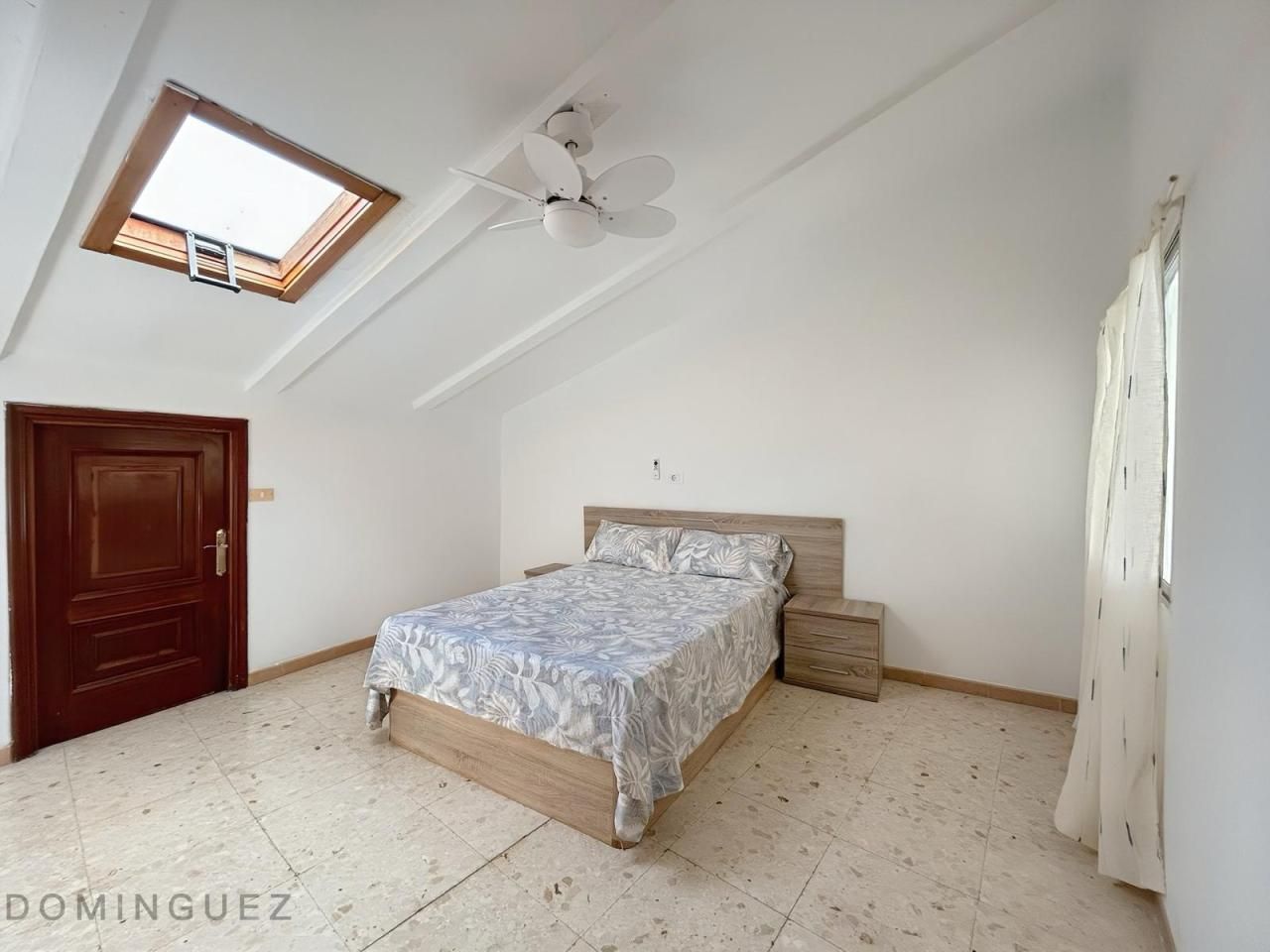 Bedroom of Attic for sale in Marín  with Heating
