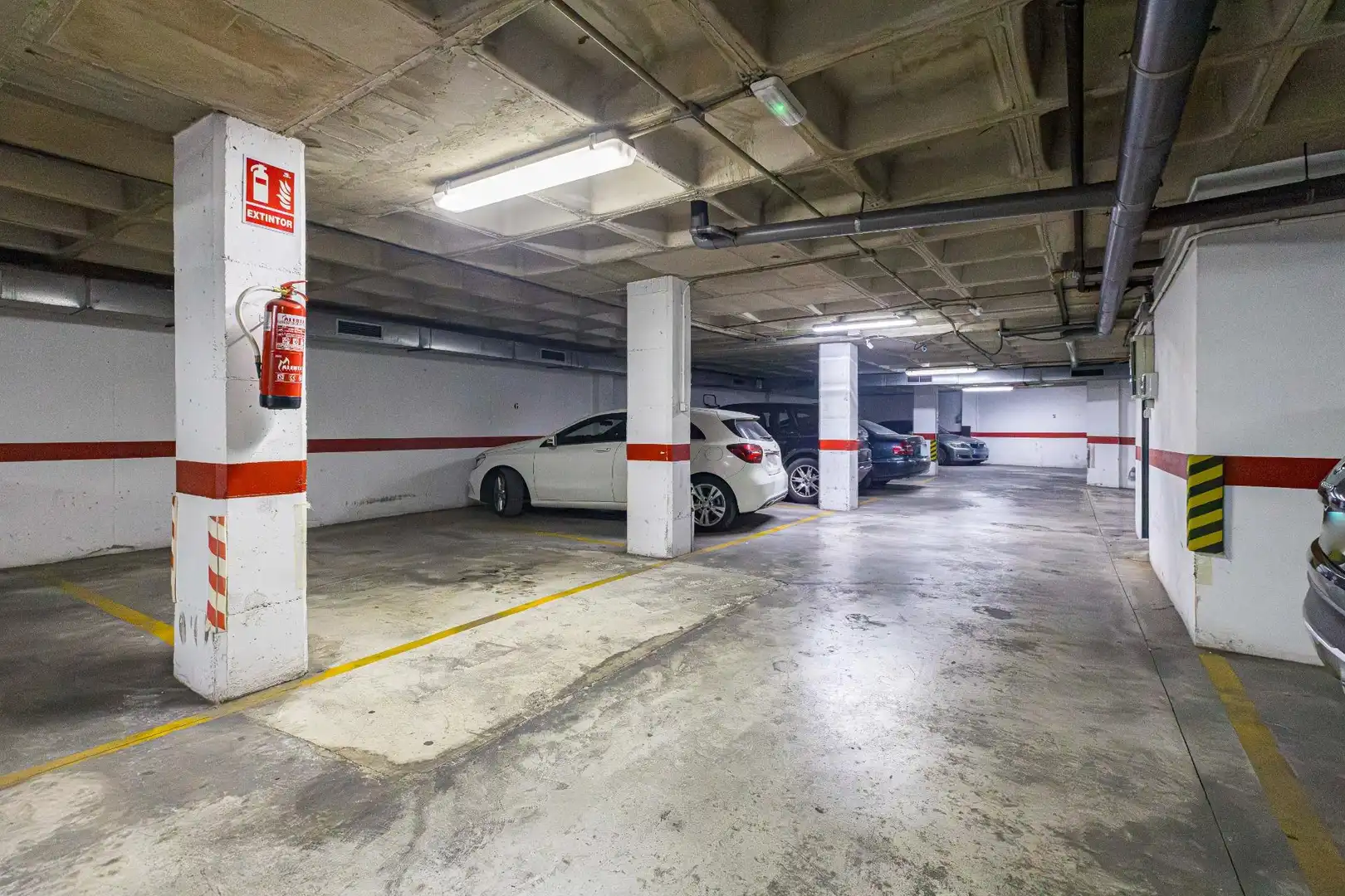 Parking de Piso en venta en Murcia con Aire acondicionado, Calefacción y Trastero