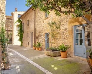 Außenansicht von Country house zum verkauf in Cruïlles, Monells I Sant Sadurní de L'Heura mit Klimaanlage, Heizung und Terrasse