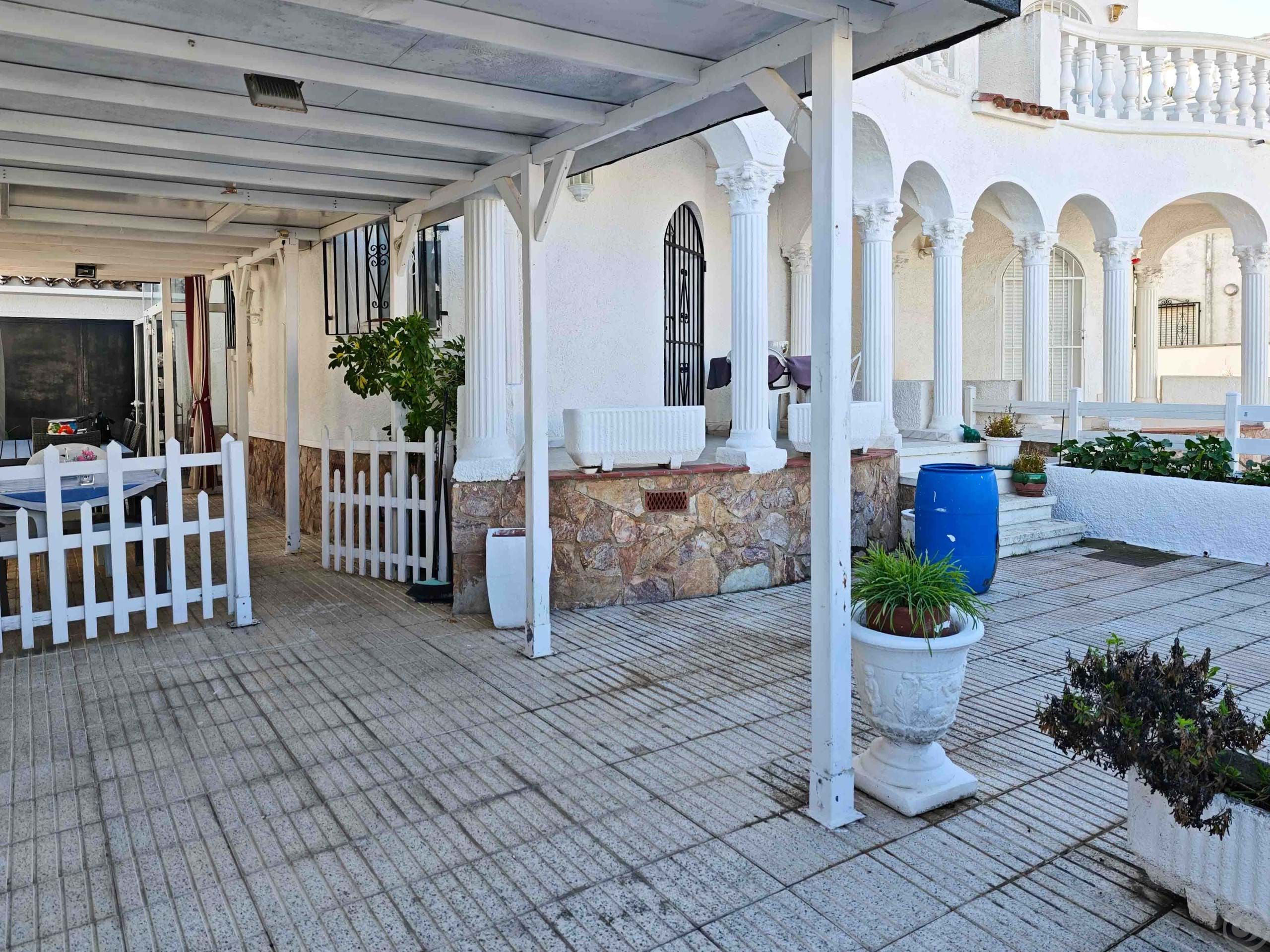 Single-family semi-detached for sale in Empuriabrava  with Heating, Terrace and Balcony