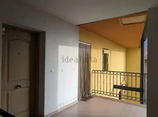 Terraza de Piso en venta en Navaluenga con Calefacción y Trastero