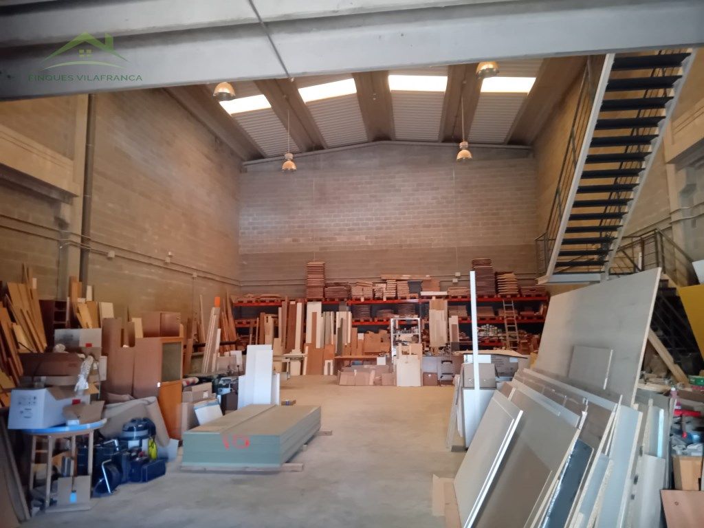 Nave industrial en venta en Sant Cugat Sesgarrigues