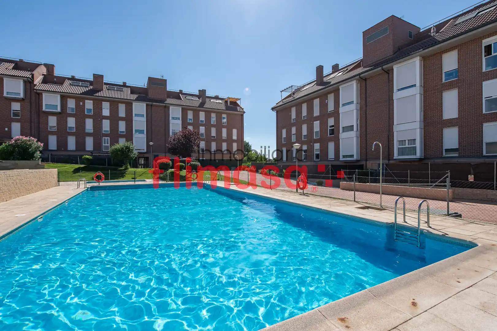 Swimming pool of Duplexes for sale in Arroyomolinos (Madrid)  with Air Conditioner, Heating and Storage room
