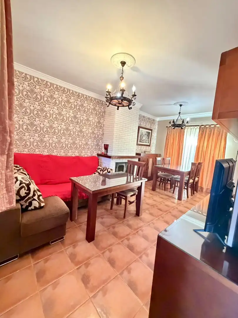 Casa a schiera con terrazza in vendita a Sierra de Yeguas, imagen 2