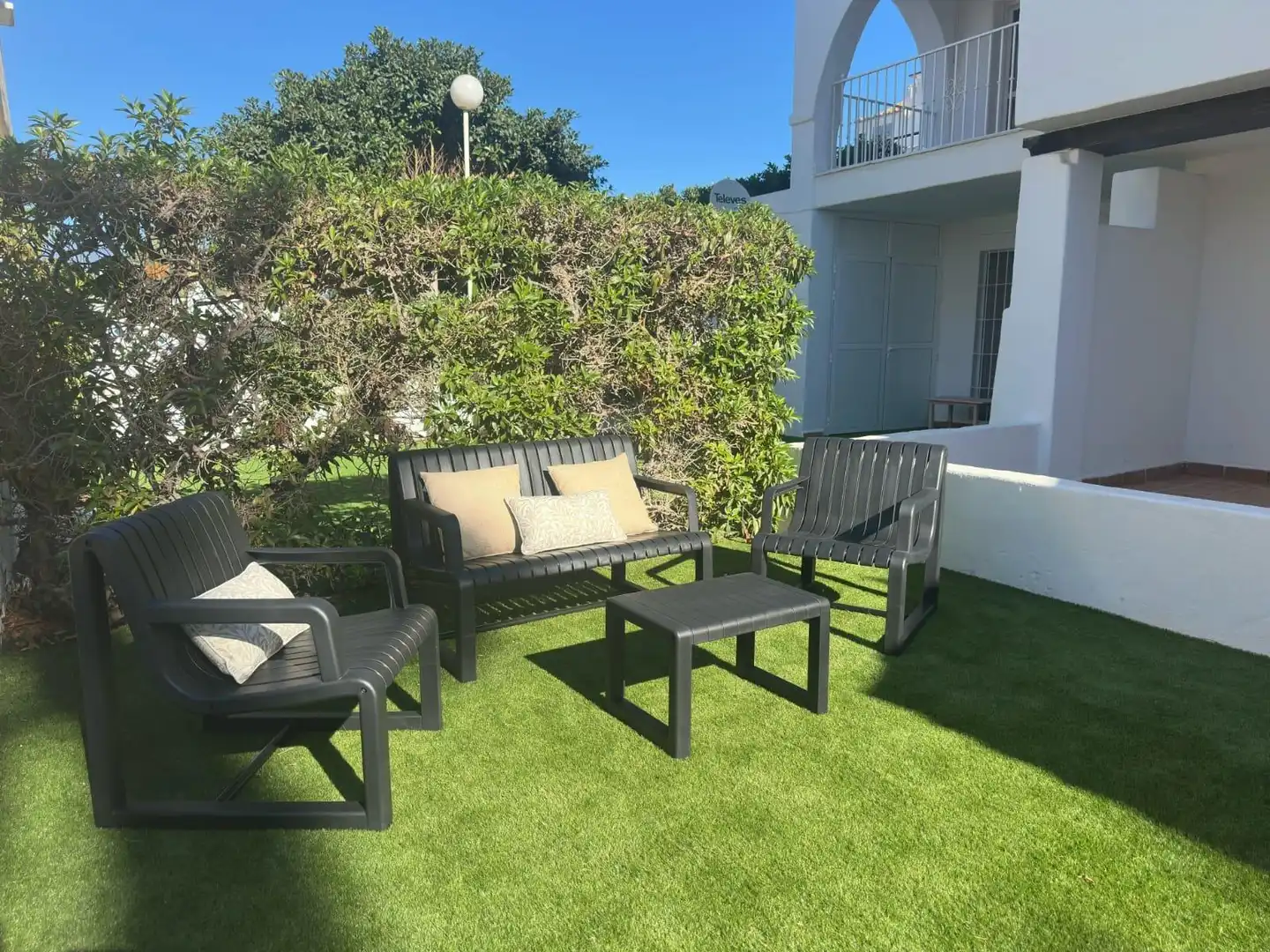 Terrasse von Erdgeschoss zur Miete in Roquetas de Mar ciudad