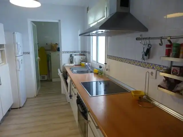 Piso con piscina en alquiler en Avenida Reina Sofía 21, imagen 9
