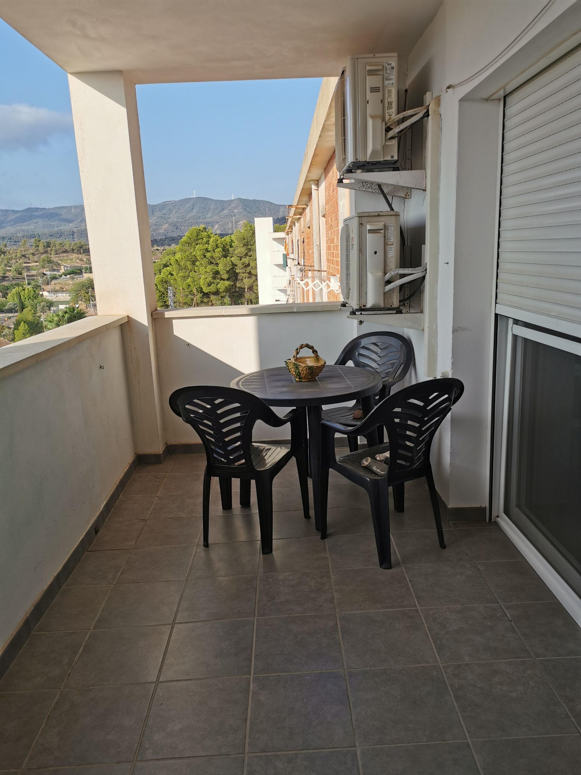 Balcony of Flat to rent in Flix  with Air Conditioner, Heating and Terrace