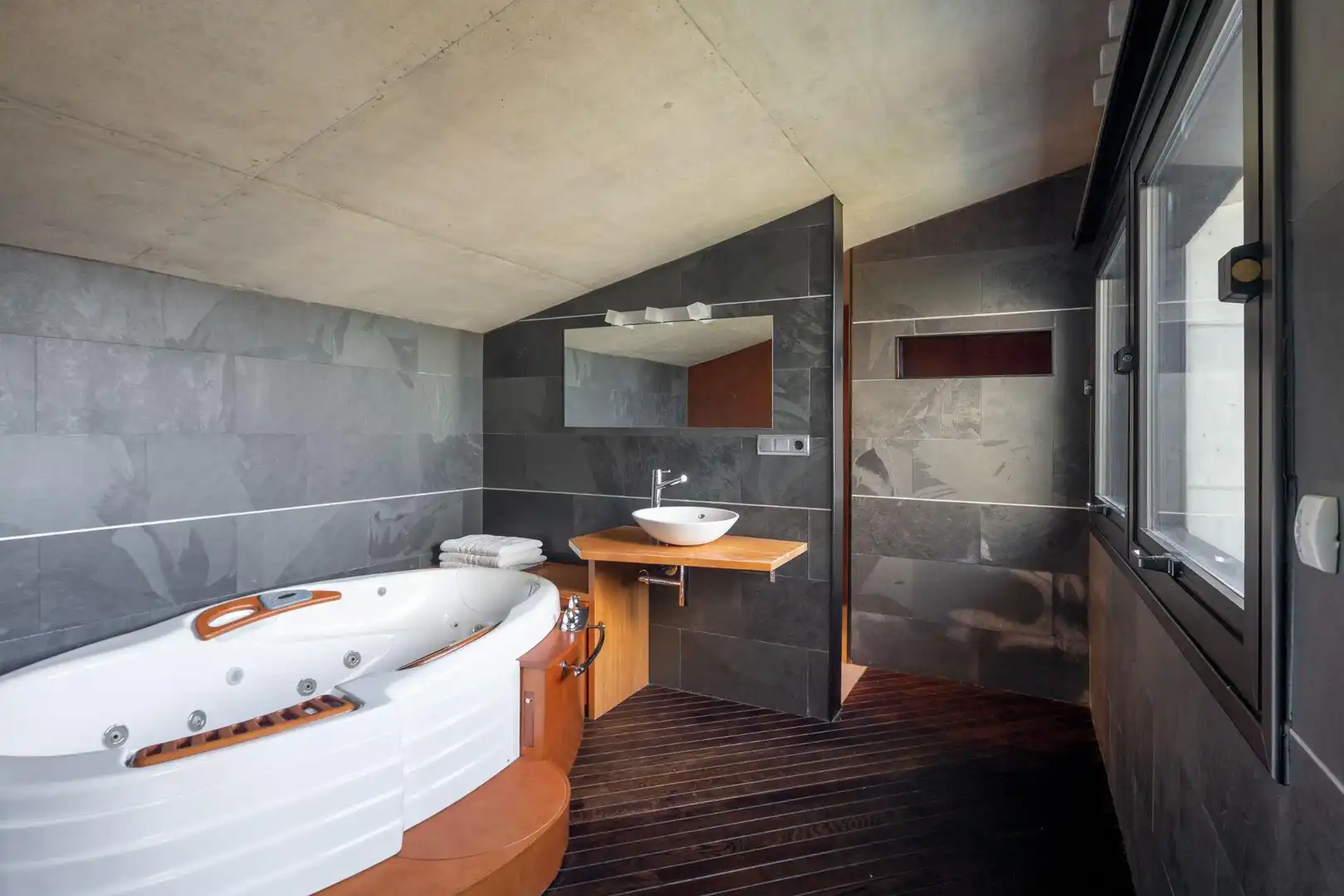 Bany de Casa o xalet en venda en Donostia - San Sebastián 