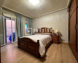 Bedroom of Flat for sale in  Madrid Capital  with Air Conditioner, Heating and Terrace