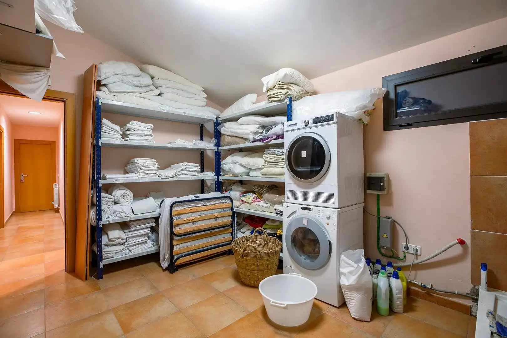 Edificio en venta en Bierge