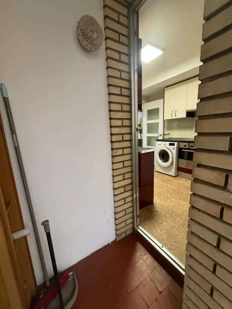 Cuina de Pis en venda en Zaragoza amb Calefacció, Jardí privat i Terrassa