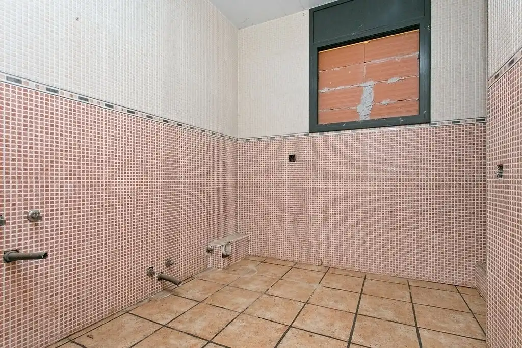 Bany de Casa o xalet en venda en Cabrera d'Anoia amb Terrassa, Traster i Piscina