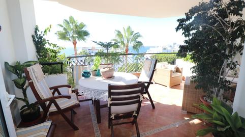 Foto 2 de Apartament de lloguer a Calle Alhamar, 2, Calahonda, Málaga