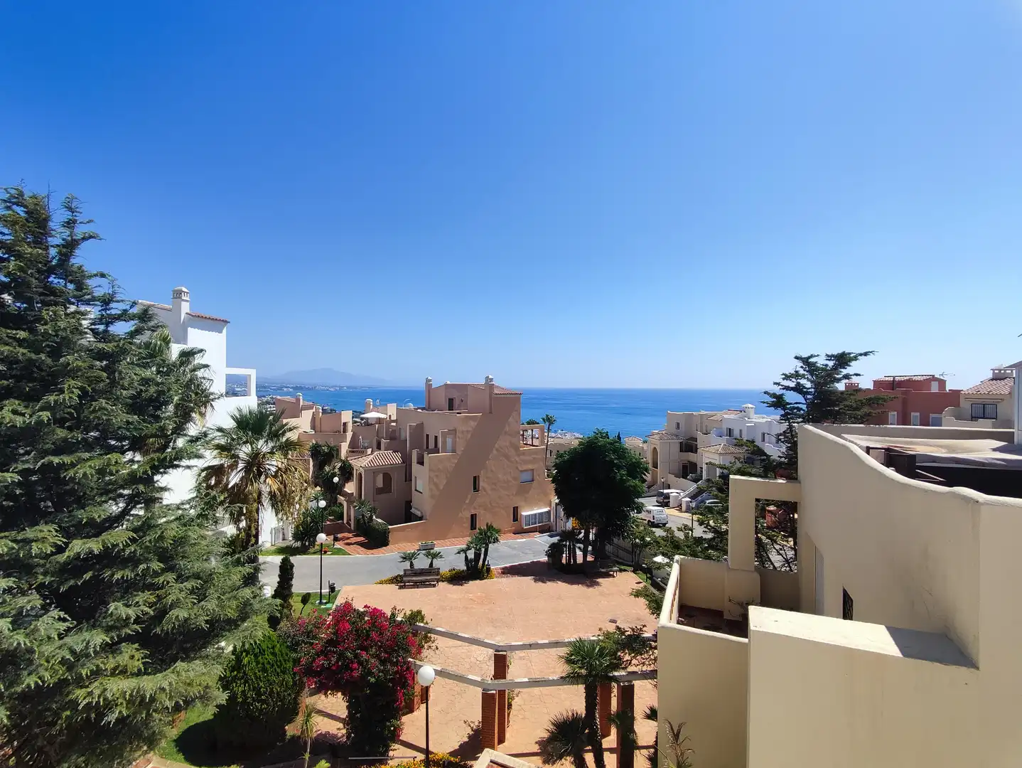 Exterior view of Duplexes for rent in Casares  with Air Conditioner, Heating and Terrace