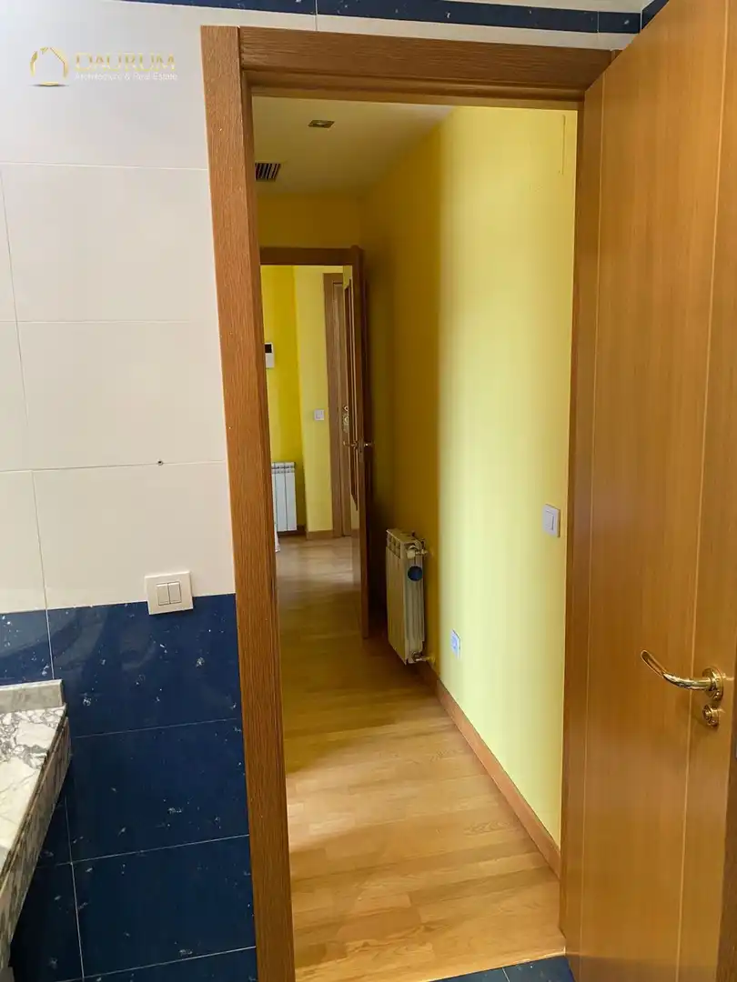 Ático en venta en Madrid con Calefacción, Terraza y Trastero