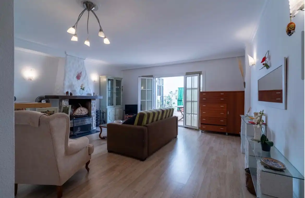 Sala de estar de Piso en venta en Benalmádena con Aire acondicionado, Terraza y Amueblado