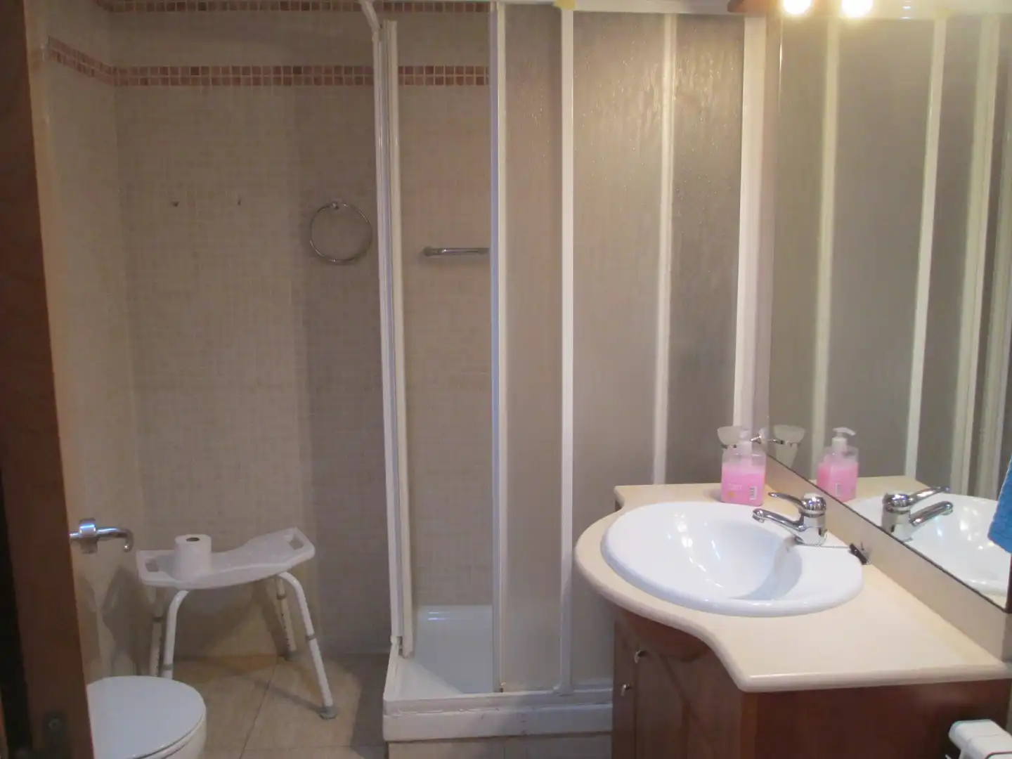 Baño de Piso en venta en Sant Celoni con Calefacción, Trastero y Amueblado