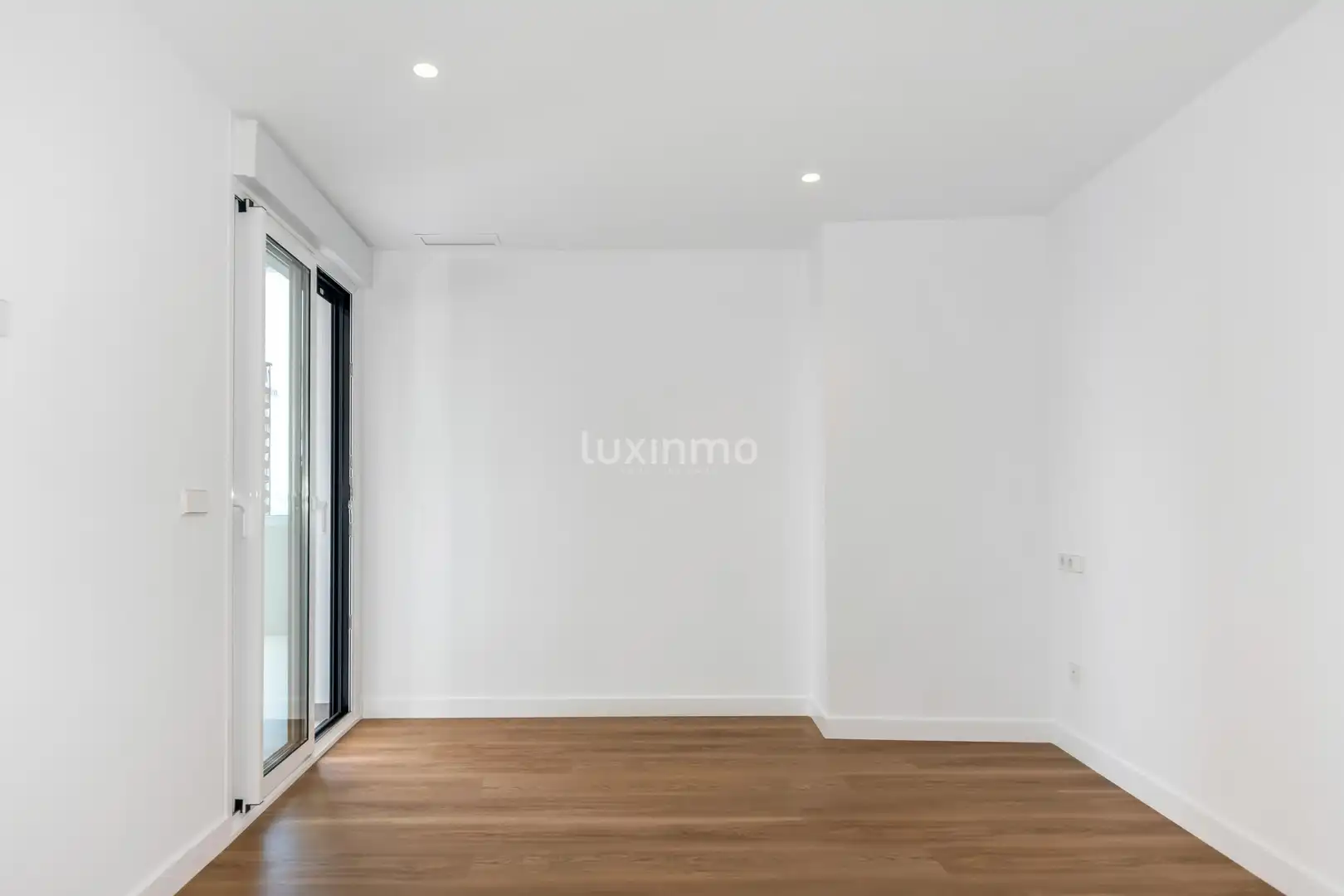 Bedroom of Flat for sale in Benidorm  with Air Conditioner, Heating and Private garden