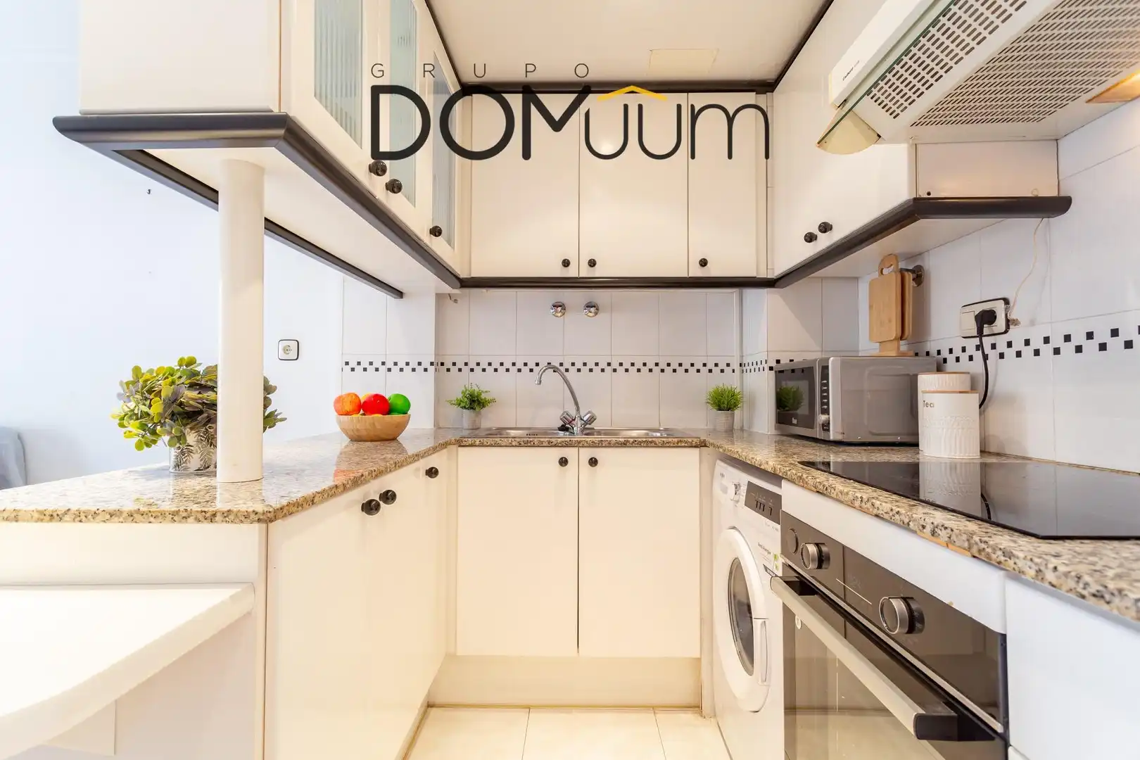 Kitchen of Flat for sale in Salou  with Air Conditioner, Heating and Furnished