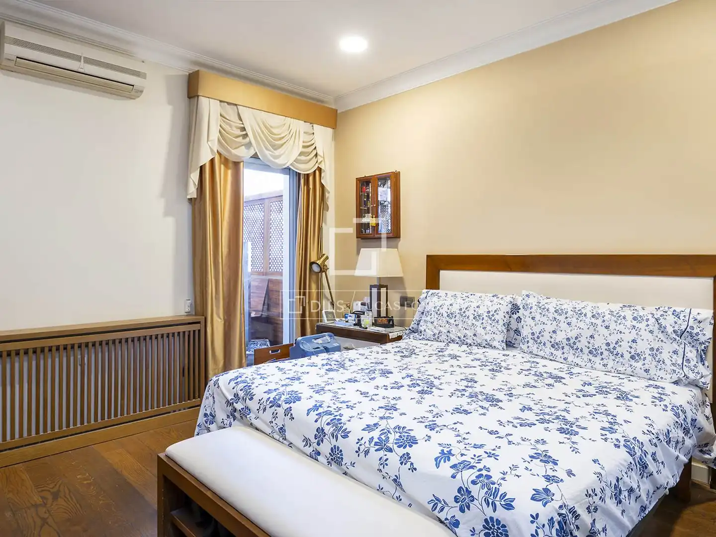 Bedroom of Flat for sale in Barcelona  with Air Conditioner, Heating and Terrace