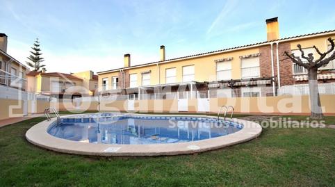 Foto 4 de Casa adosada en venda a Calle Formentera, Playa, Burriana / Borriana