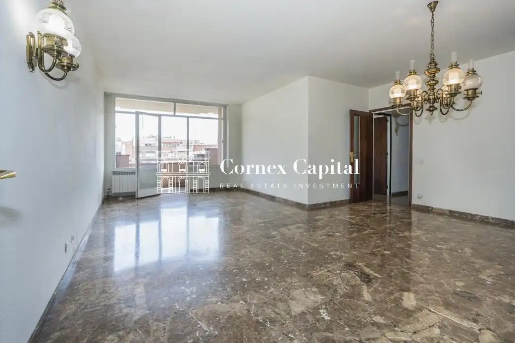 Sala de estar de Piso en venta en Barcelona con Calefacción y Terraza