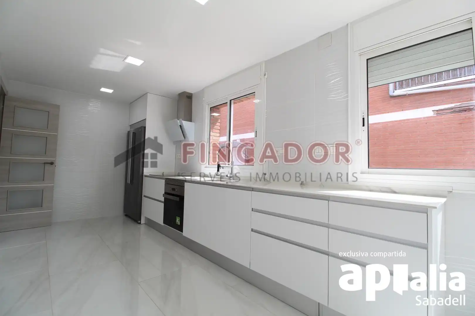 Casa amb terrassa en venda a Carrer dels Pirineus, imagen 15