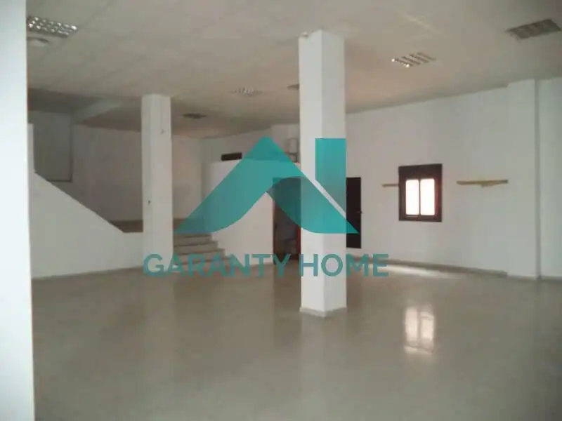Local comercial en alquiler en Centro, imagen 2