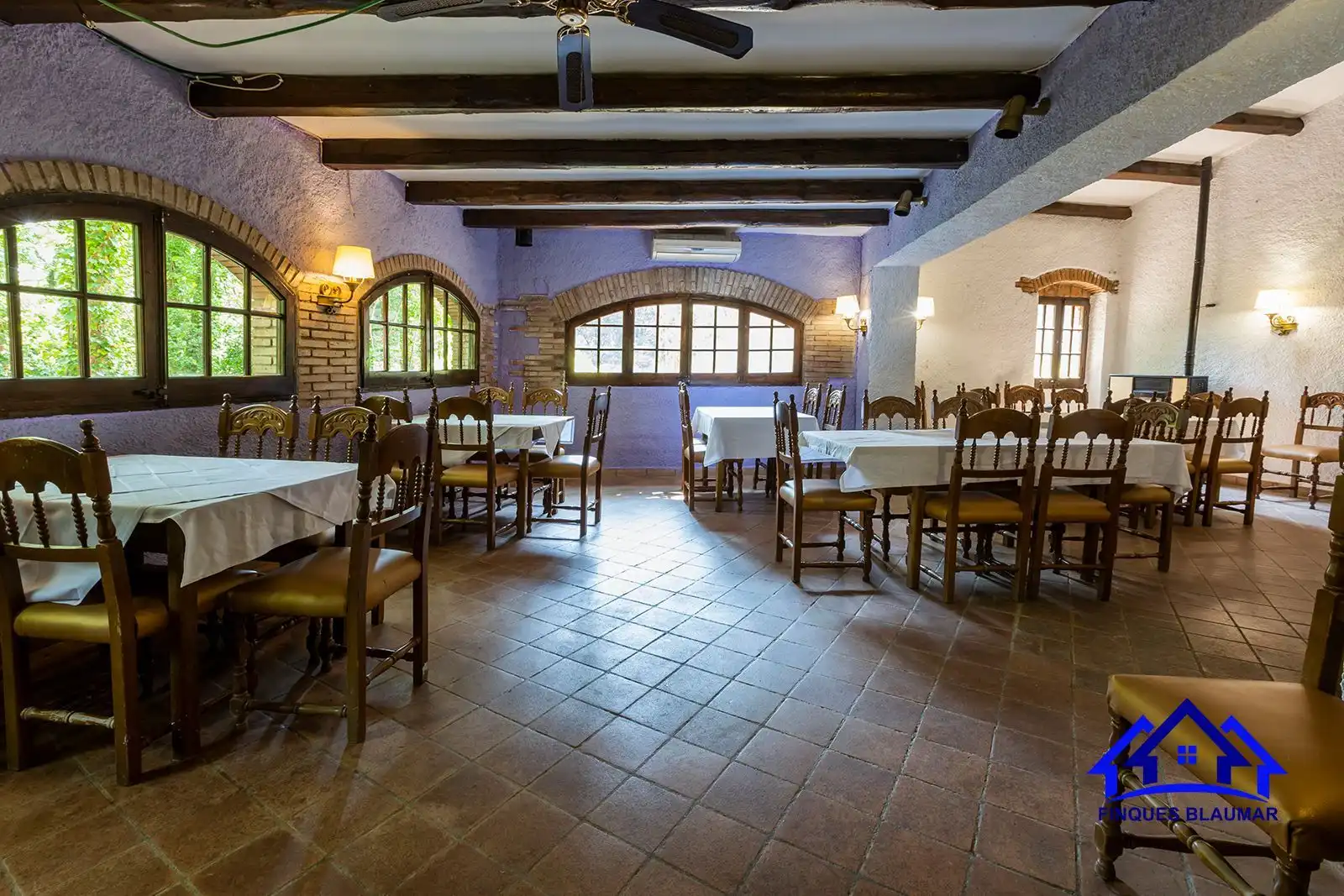 Geschaftsraum zur Miete in Sant Iscle de Vallalta mit Klimaanlage und Terrasse