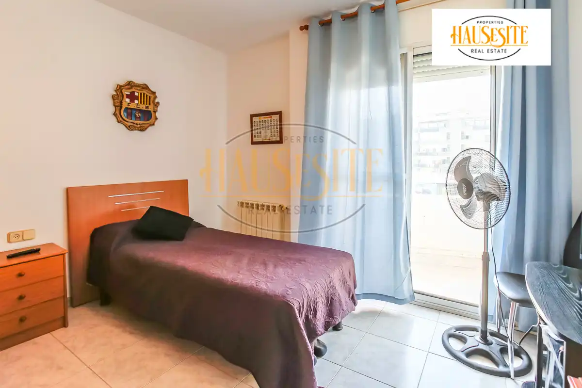 Bedroom of Houses for sale in Vilanova i la Geltrú  with Heating, Terrace and Balcony