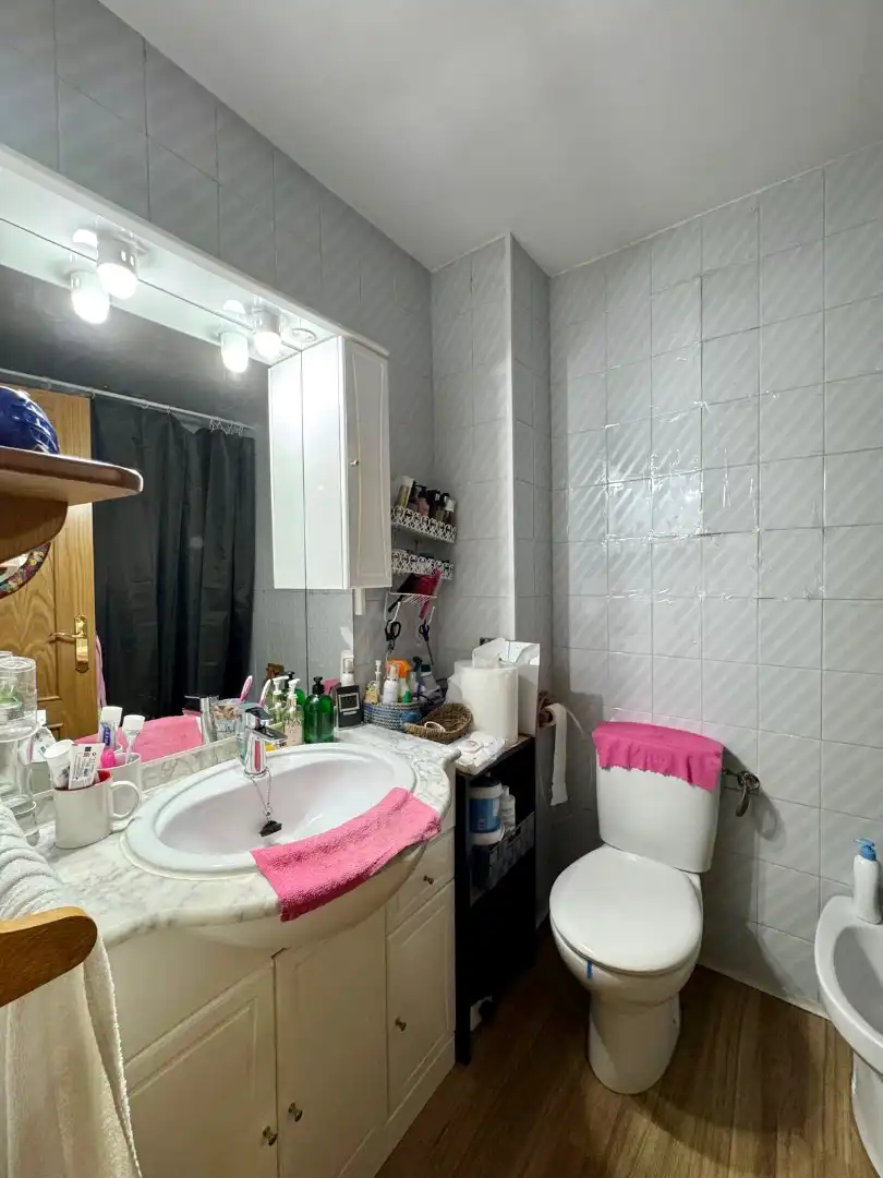 Baño de Piso en venta en Cáceres con Trastero, Amueblado y Horno