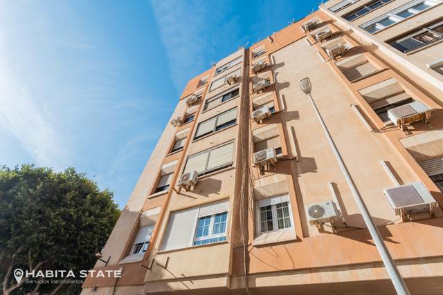 Piso en Venta en Calle Arenys de Munt, 1 en San Luis