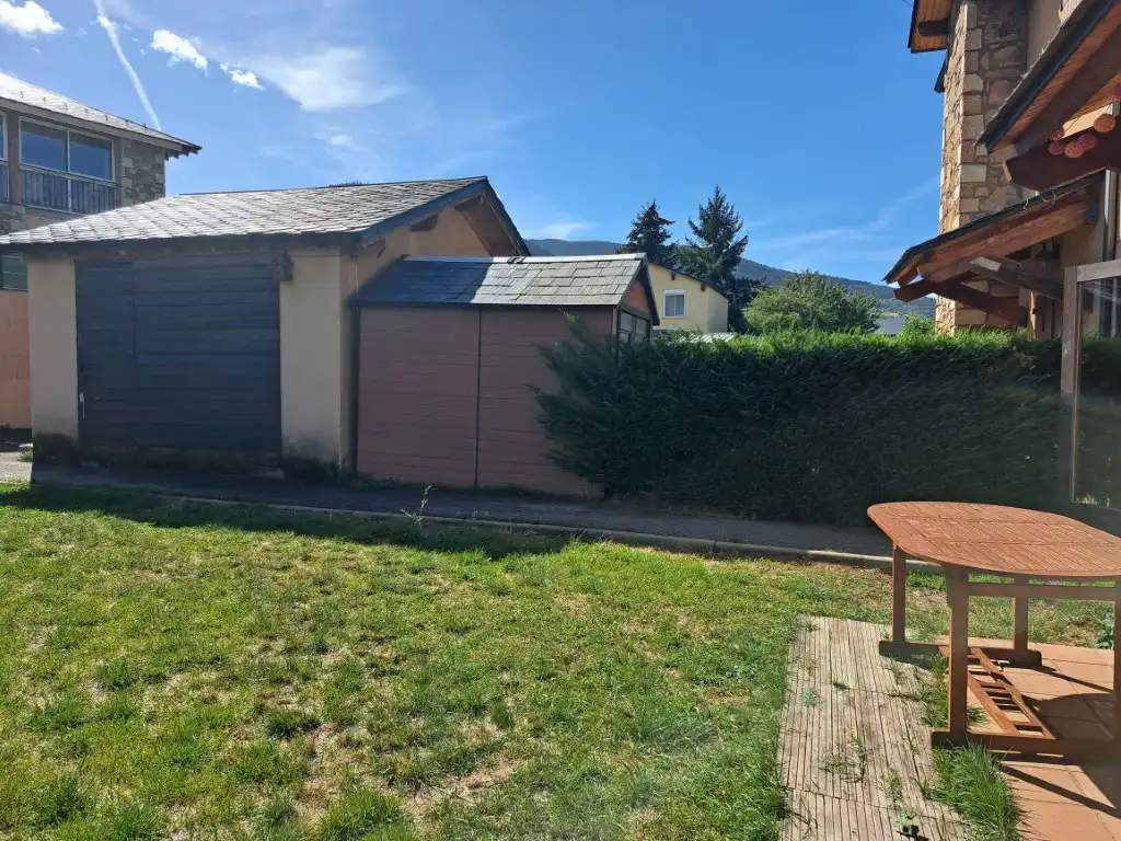 Terraced house with garden to rent in Avinguda del Segre 2, imagen 11