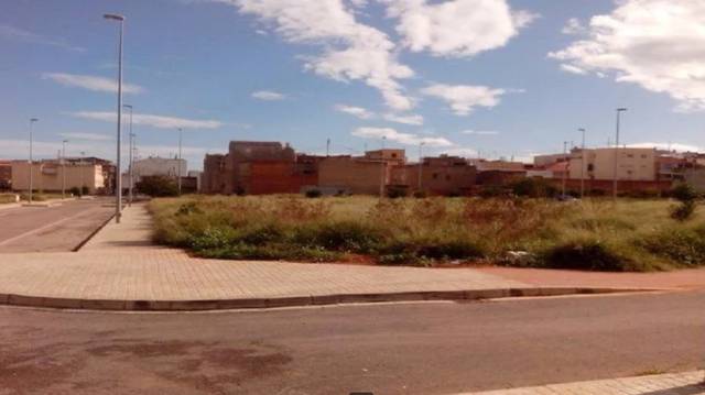Terreno residencial en Venta en Carrer de l'Ametler, 32 en Ciutat del Transport - La Salera
