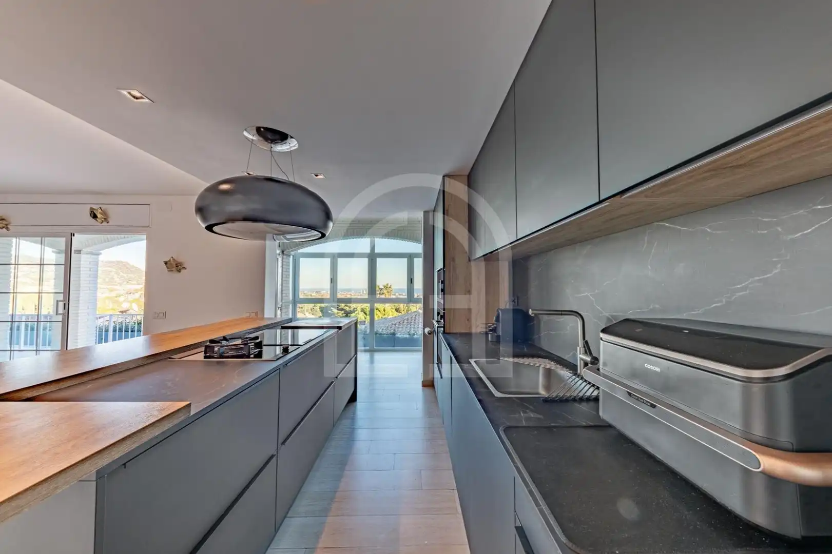 Cocina de Casa o chalet en venta en Premià de Dalt con Aire acondicionado, Calefacción y Jardín privado