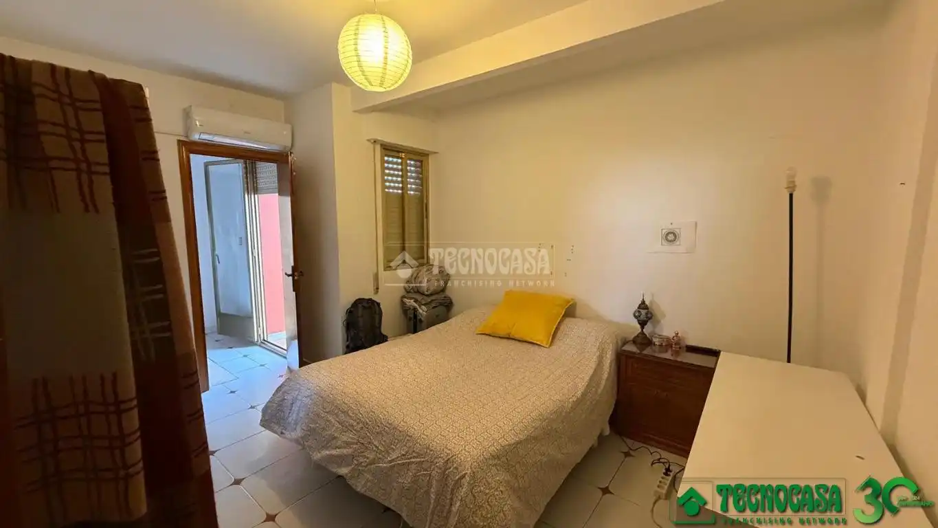 Habitación de Casa adosada en venta en Candeleda con Aire acondicionado, Terraza y Balcón