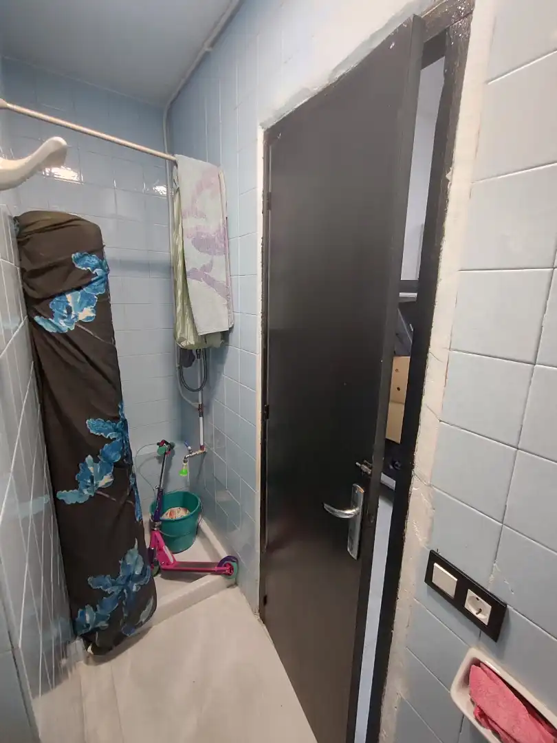Baño de Local en venta en Alicante / Alacant con Amueblado