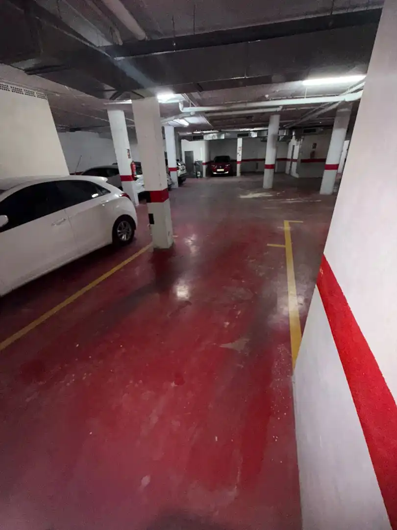 Parkplatz von Garage zur Miete in Alicante / Alacant