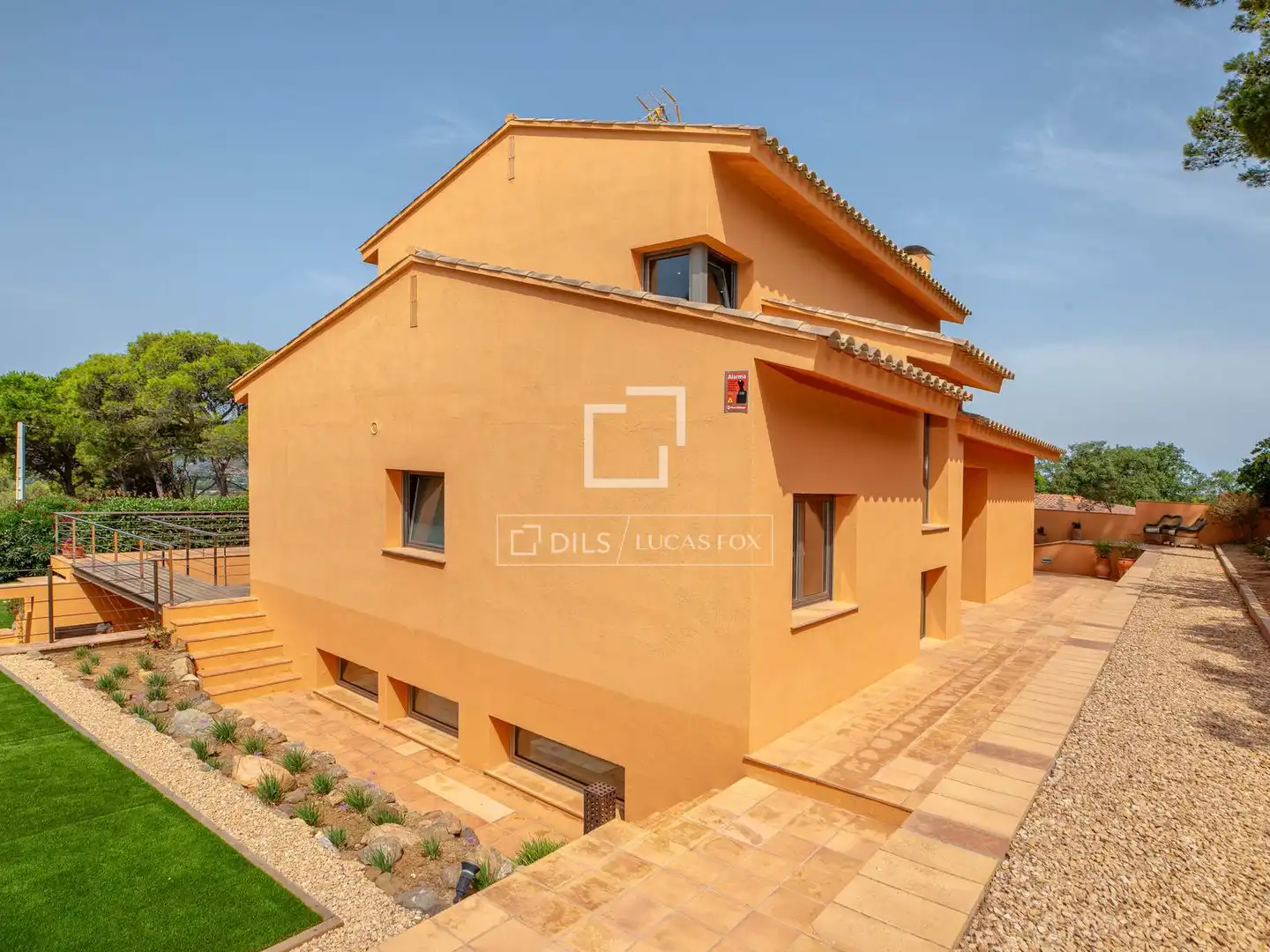 Vista exterior de Casa o xalet en venda en Palafrugell amb Aire condicionat, Calefacció i Jardí privat