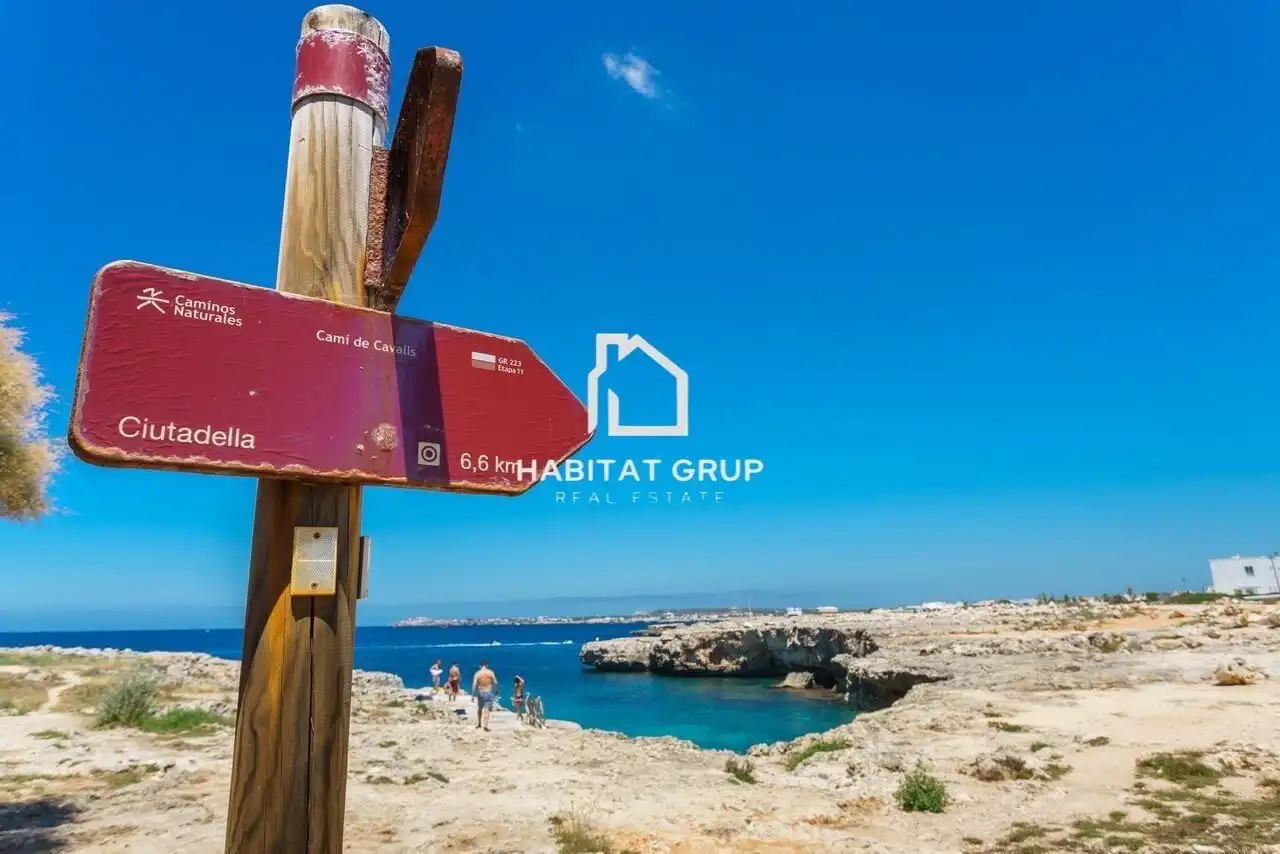 Casa adosada en venda a Cala Blanca