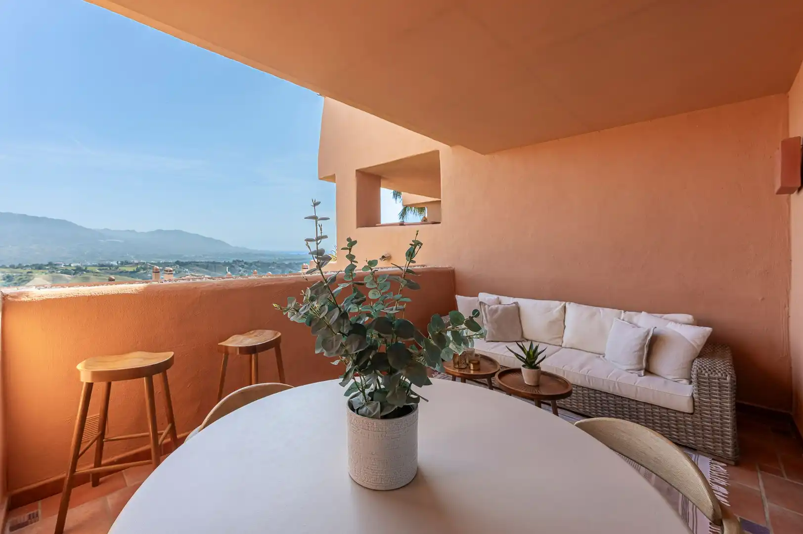 Terrasse von Wohnungen zum Verkauf in Ojén mit Klimaanlage, Heizung und Terrasse
