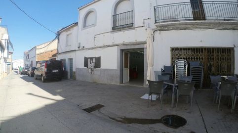Edificio en calle San Jovita ( local + vivienda)
