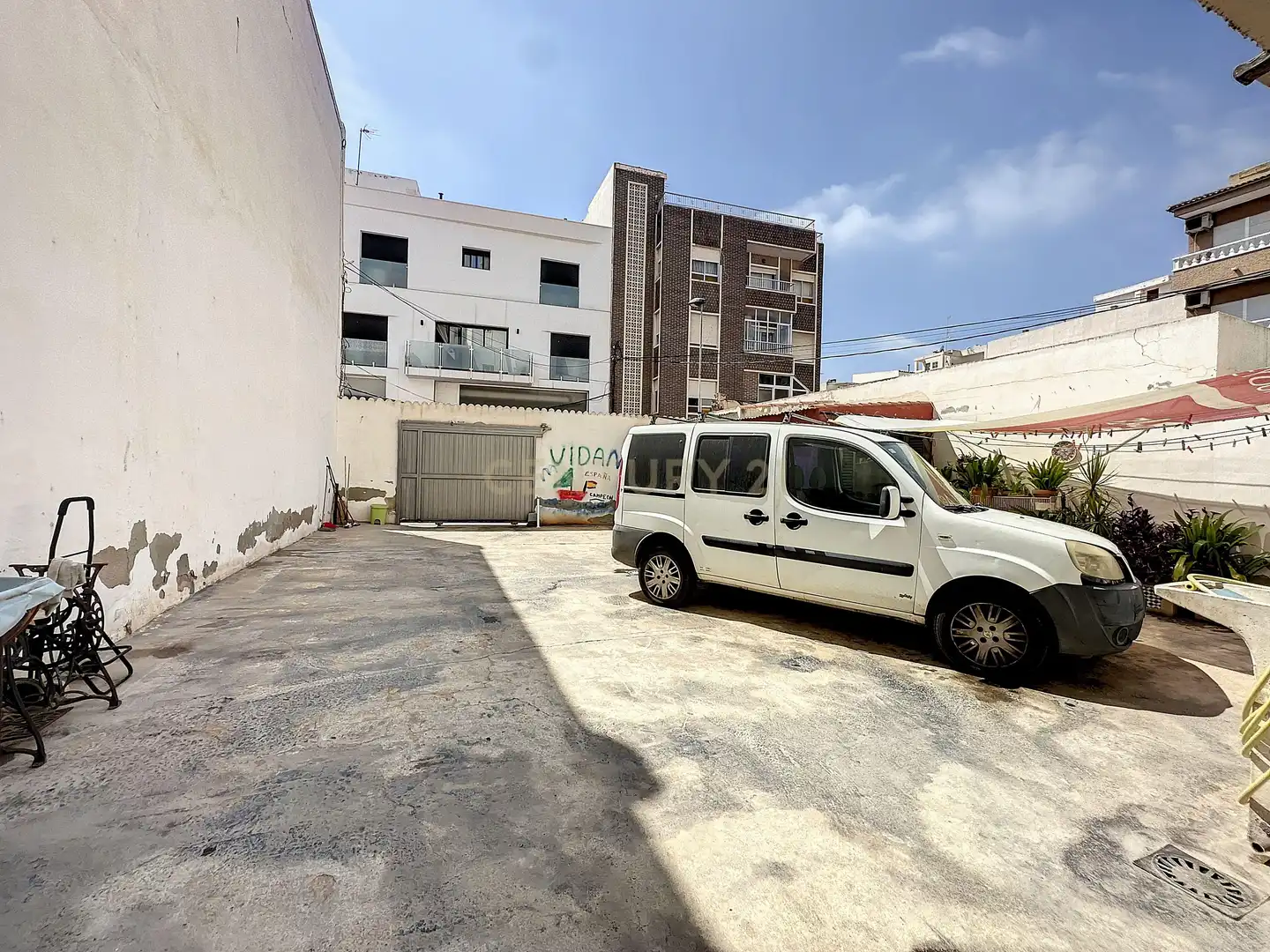 Gebäude zum Verkauf in Calle Apolo, 44, Torrevieja, Spain, Las Piscinas Naturales