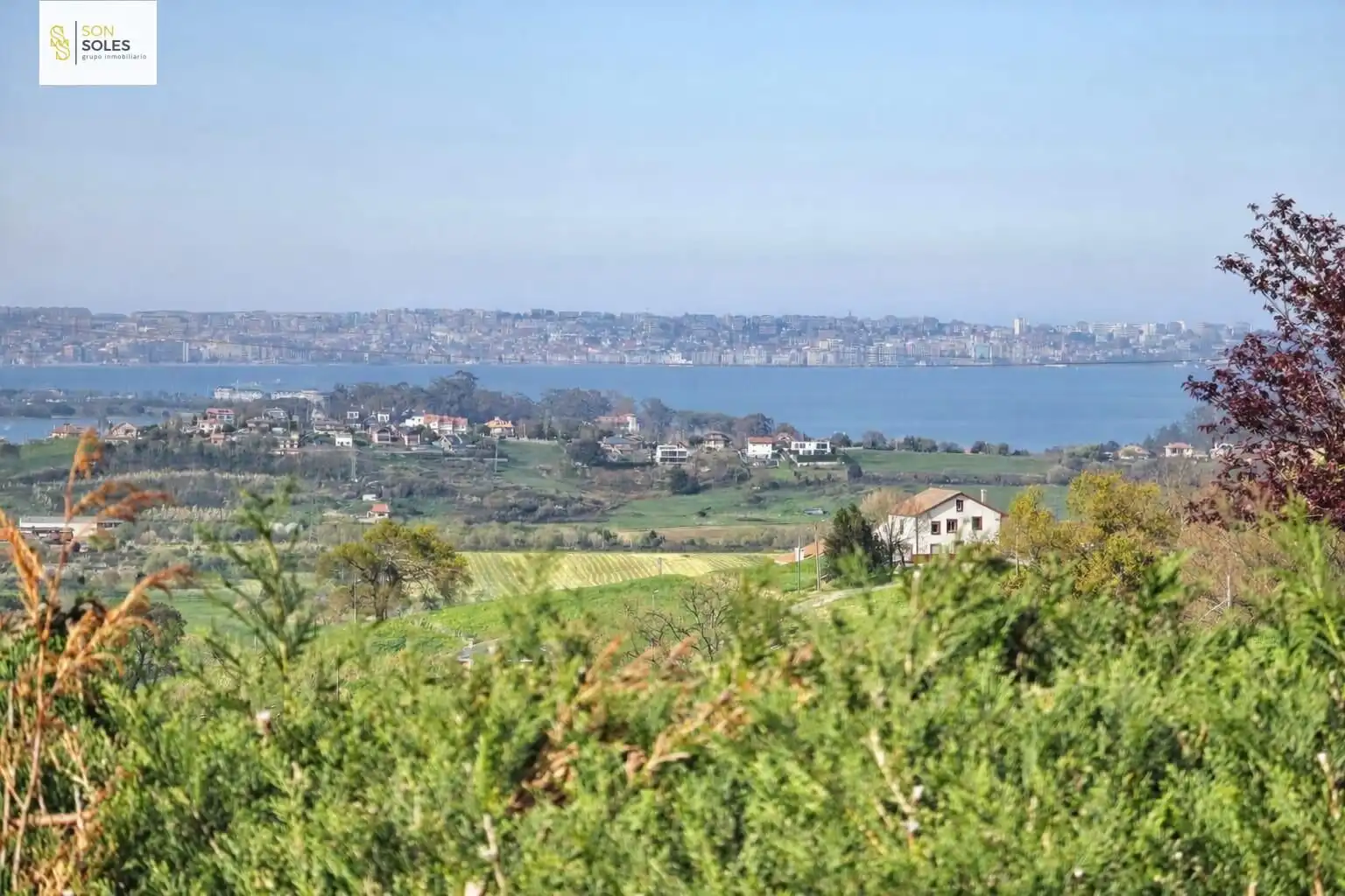 Casa o xalet en venda en Villaescusa (Cantabria) amb Jardí privat, Terrassa i Traster