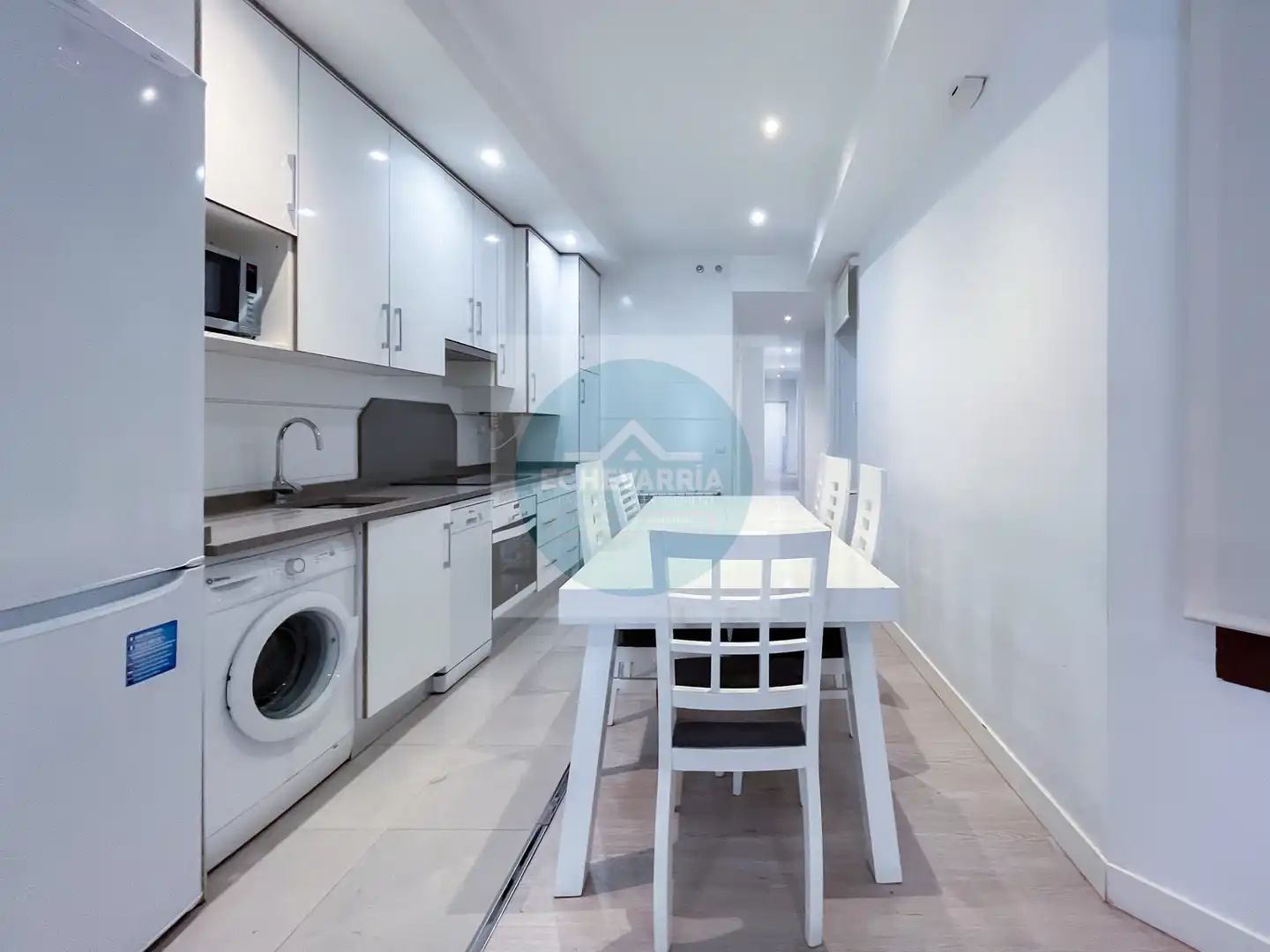 Kitchen of Flat for rent in Madrid  with Heating, Furnished and Oven